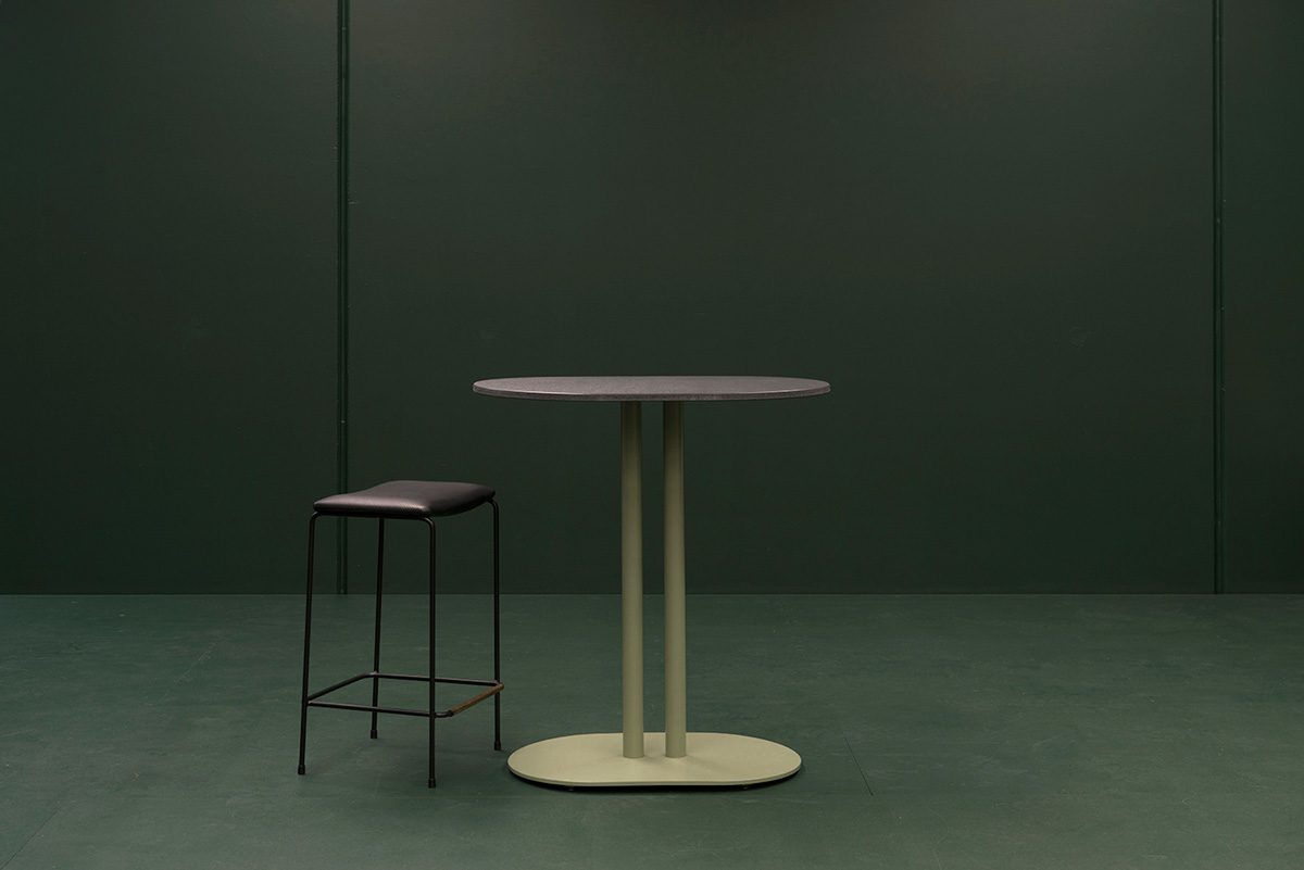 Dita-Stool-Outdoor-01